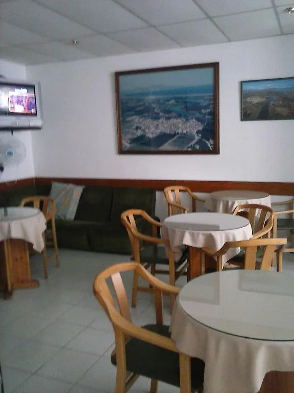 Hotel El Pescador Сант-Педро-Пескадор